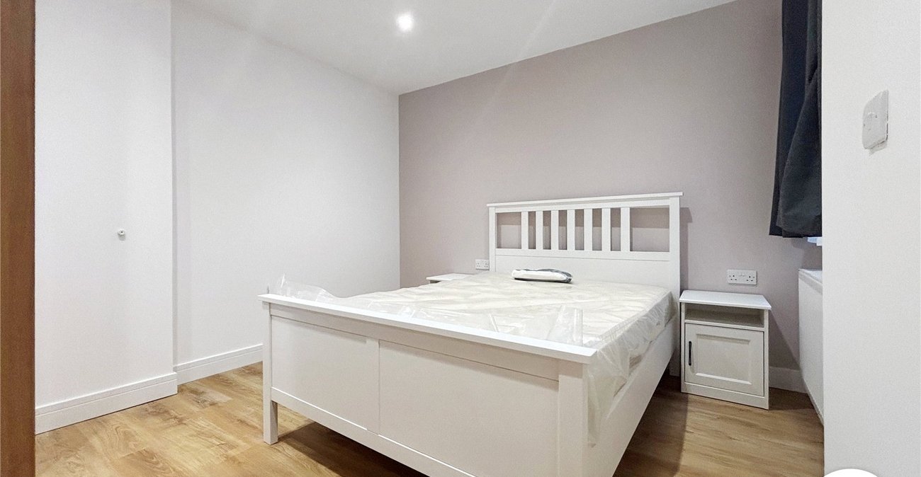 1 bedroom property to rent in Bromley | Robinson Jackson