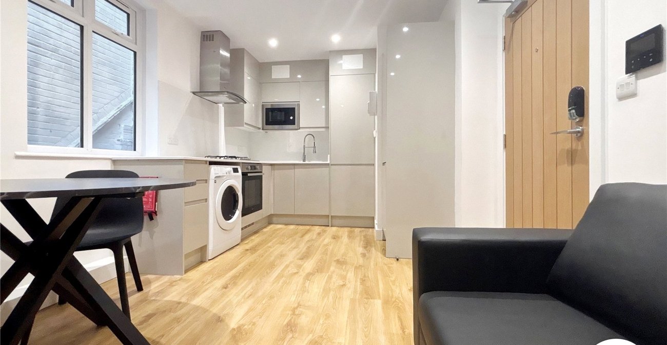 1 bedroom property to rent in Bromley | Robinson Jackson
