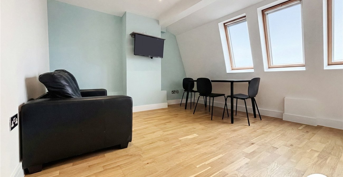 1 bedroom property to rent in Bromley | Robinson Jackson