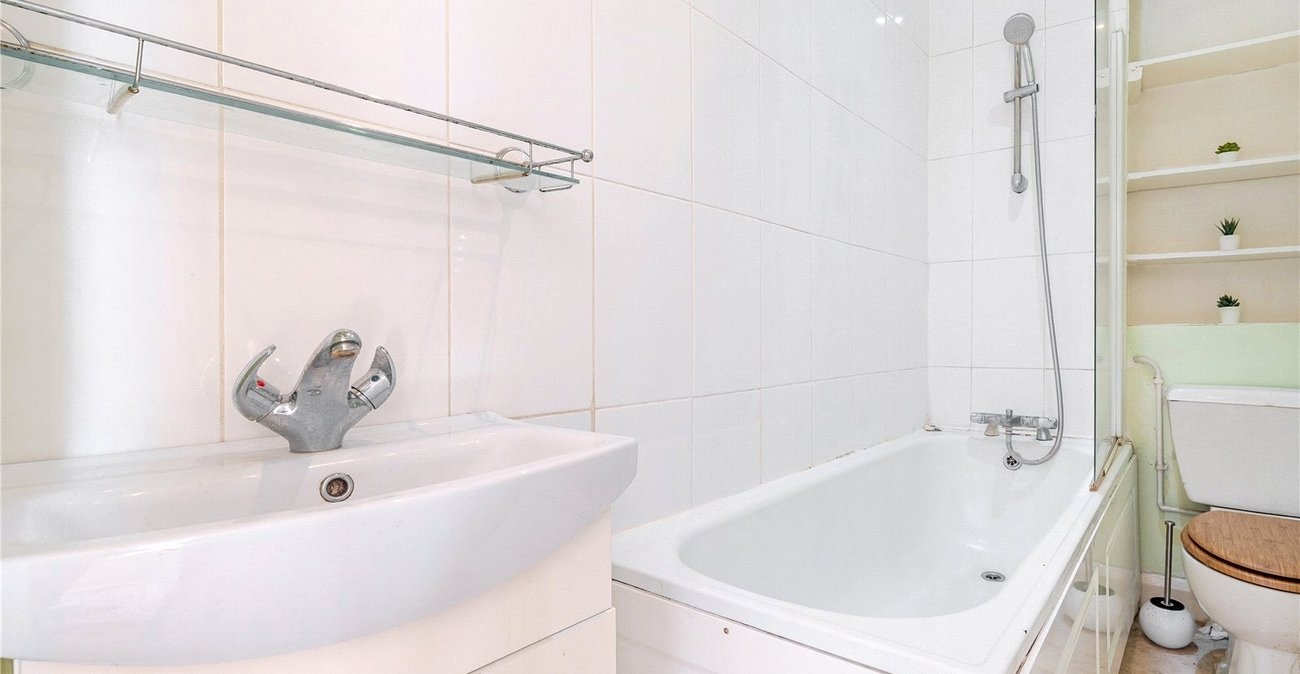 1 bedroom property to rent in London | Robinson Jackson