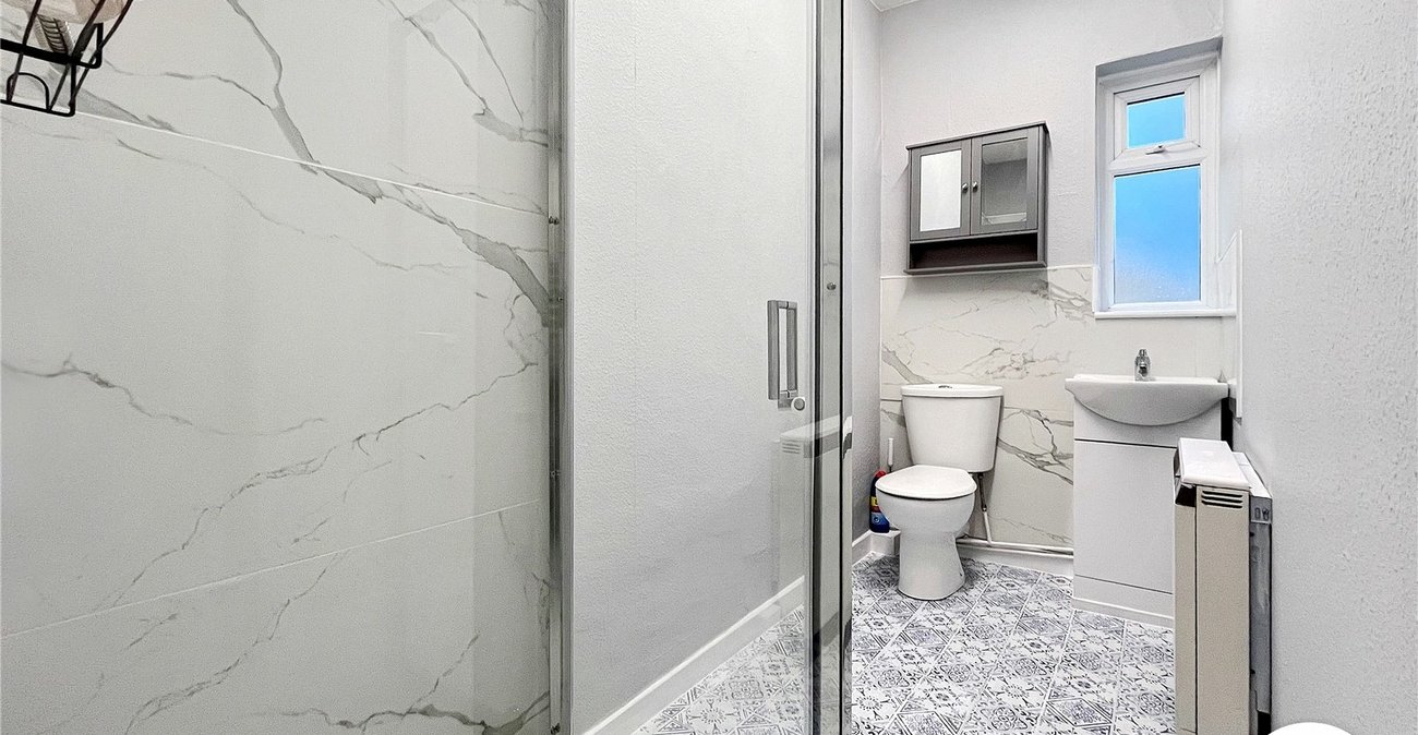 property to rent in Newington | Robinson Michael & Jackson