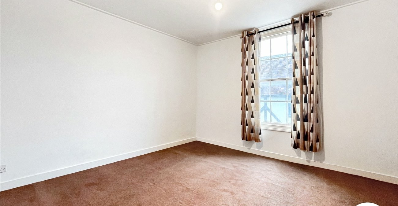 property to rent in Newington | Robinson Michael & Jackson