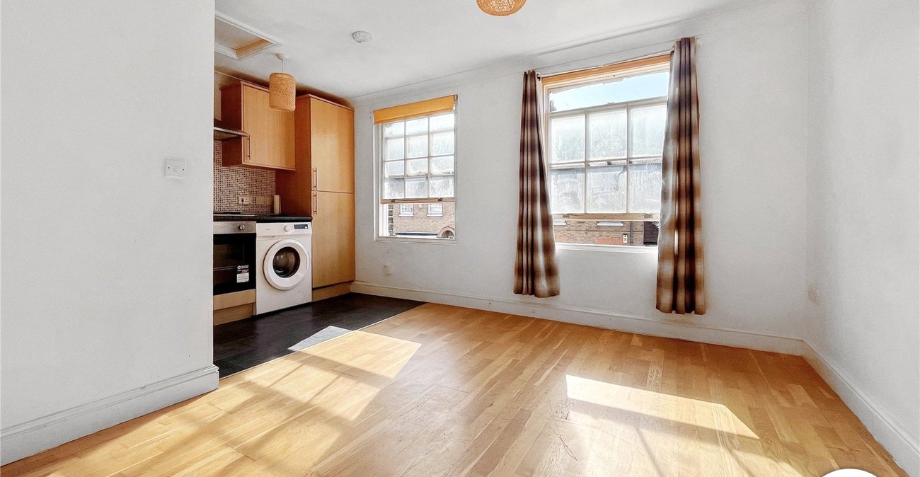 1 bedroom property to rent in Rochester | Robinson Michael & Jackson