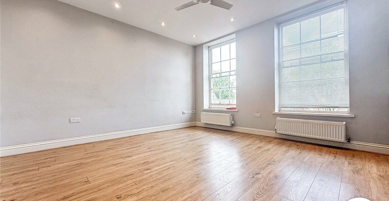 2 bedroom property to rent in Sittingbourne | Robinson Michael & Jackson