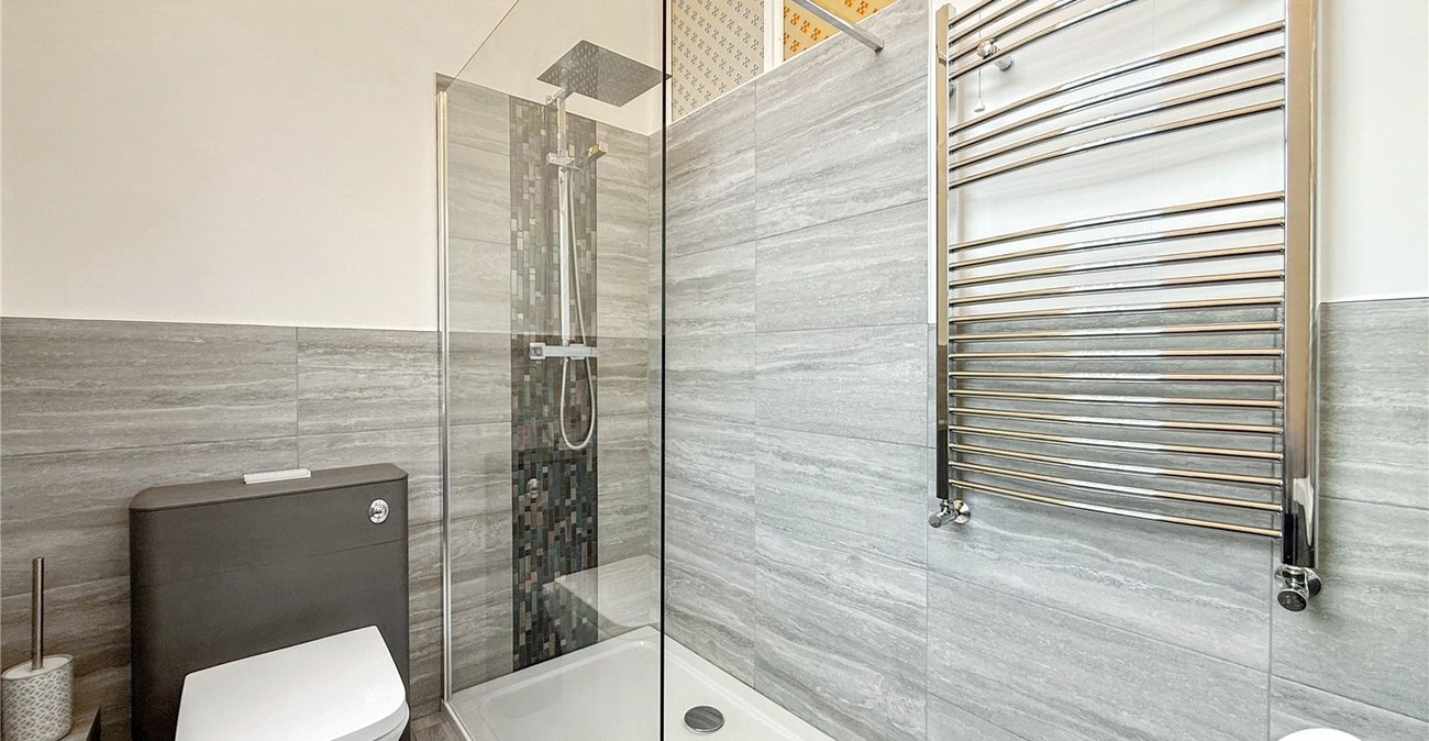 2 bedroom property to rent in West Malling | Robinson Michael & Jackson