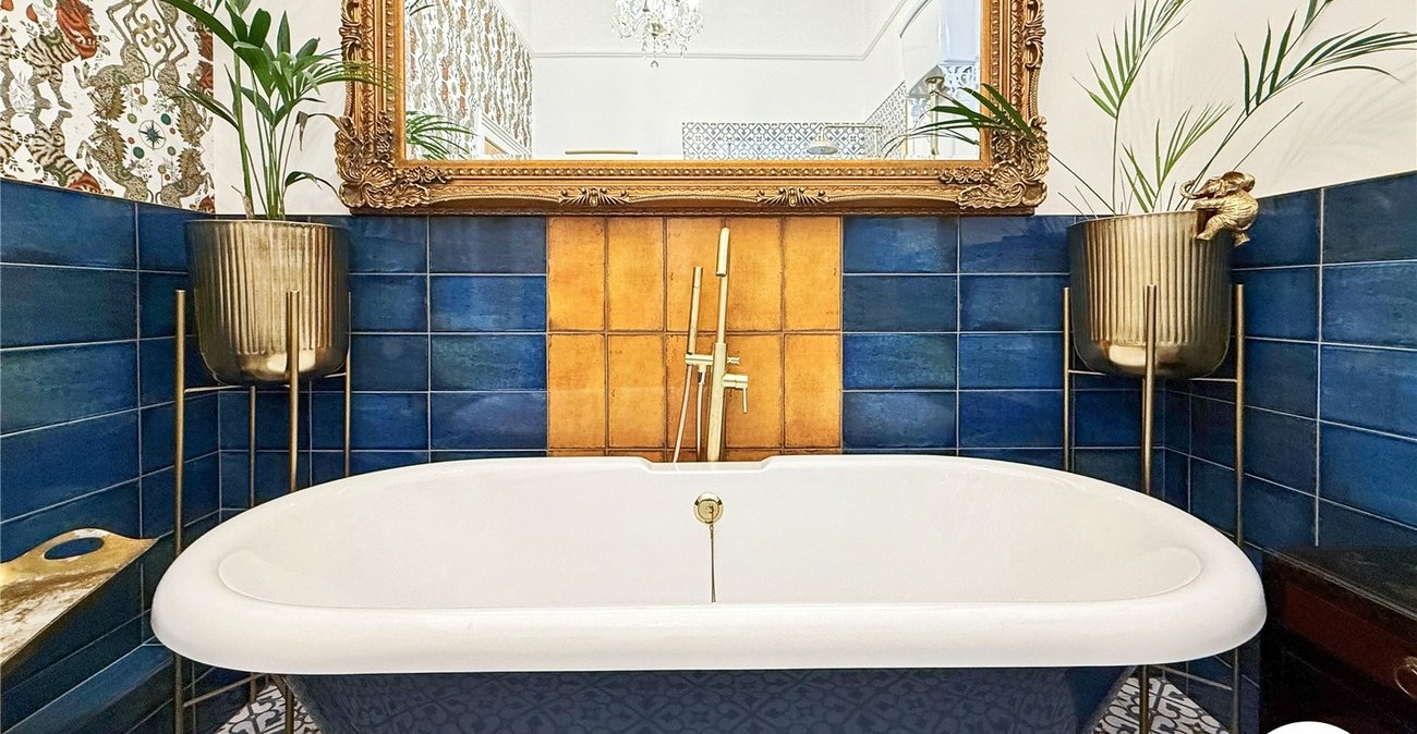 2 bedroom property to rent in West Malling | Robinson Michael & Jackson