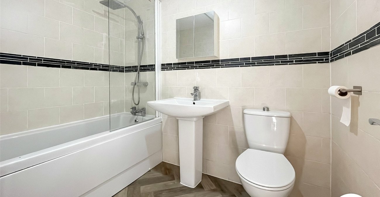 4 bedroom house to rent in Wouldham | Robinson Michael & Jackson