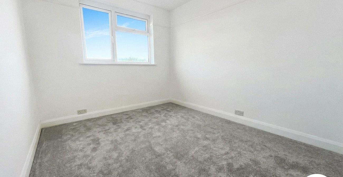 2 bedroom property to rent in Erith | Robinson Jackson