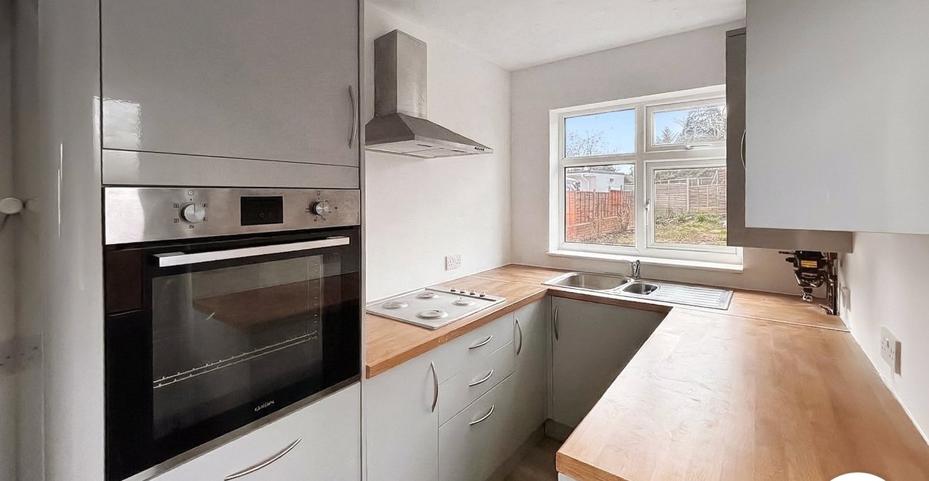 3 bedroom house to rent in Bexleyheath | Robinson Jackson