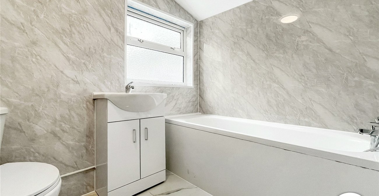 3 bedroom house to rent in Chatham | Robinson Michael & Jackson