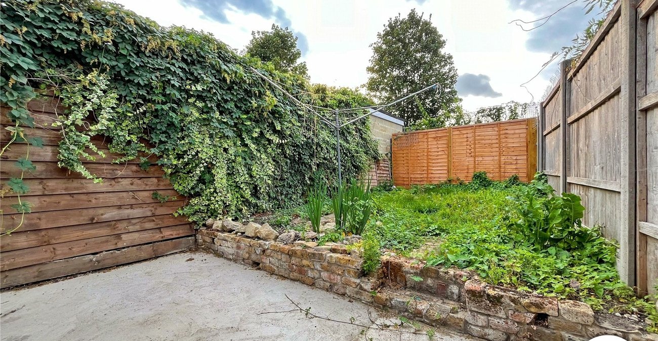 3 bedroom house to rent in Chatham | Robinson Michael & Jackson