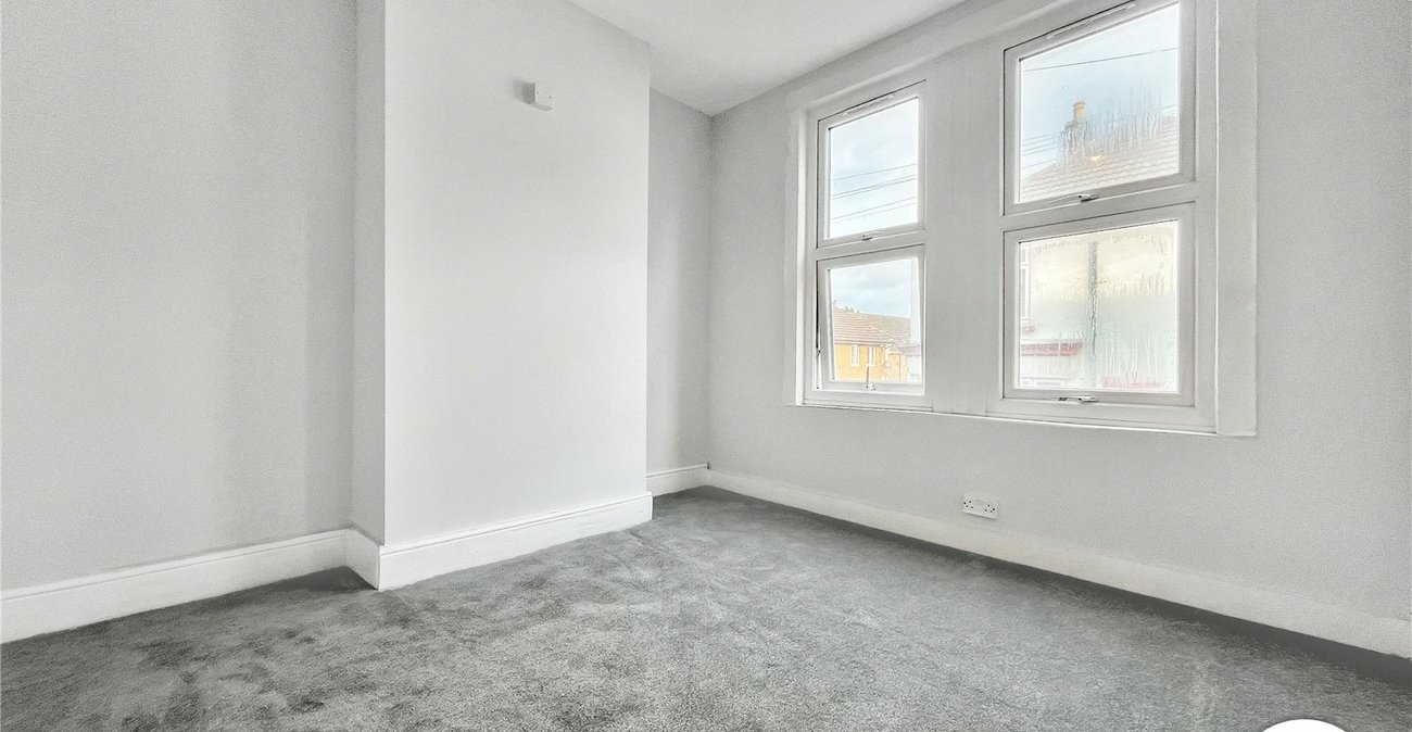 3 bedroom house to rent in Chatham | Robinson Michael & Jackson