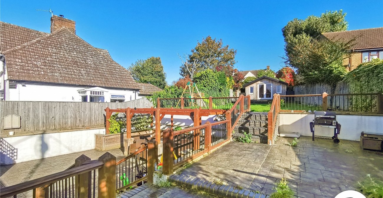 2 bedroom bungalow to rent in Dartford | Robinson Jackson
