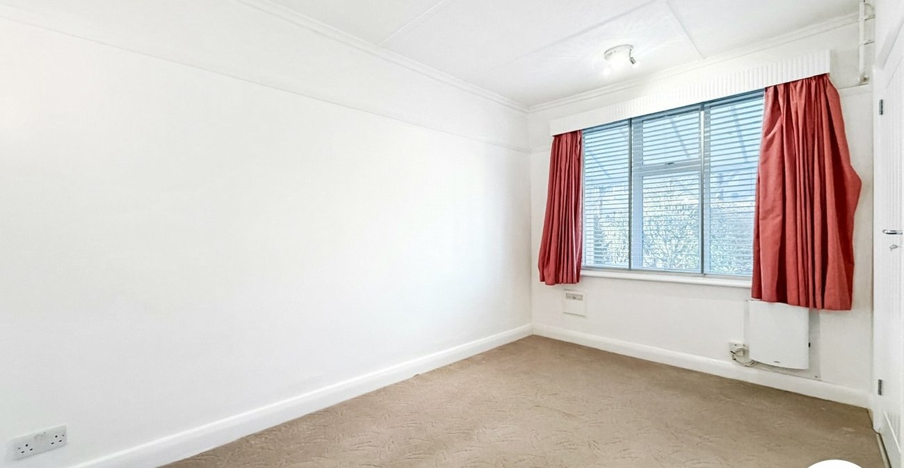 3 bedroom bungalow to rent in Welling | 