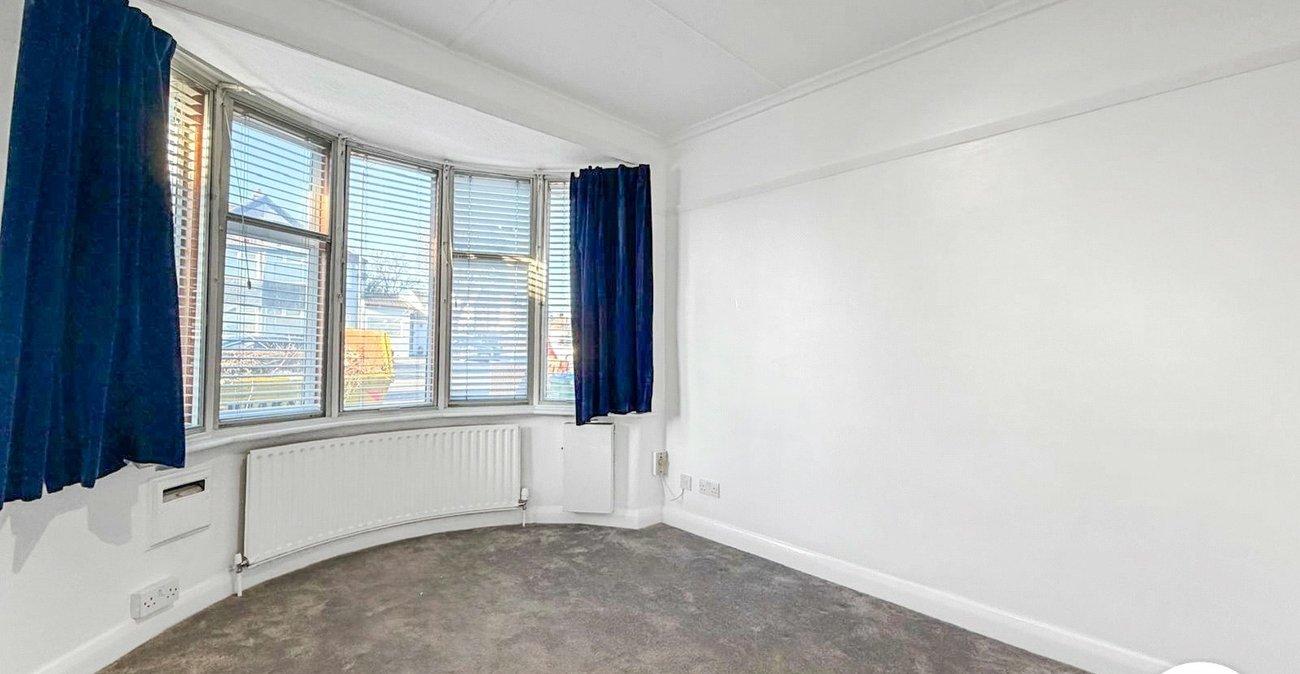 3 bedroom bungalow to rent in Welling | 