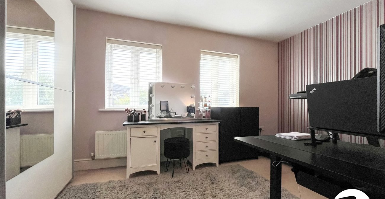 3 bedroom house to rent in Rochester | Robinson Michael & Jackson