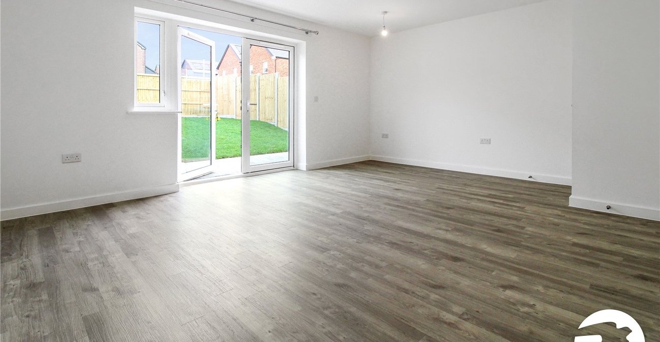 3 bedroom house to rent in Alkerden | Robinson Michael & Jackson