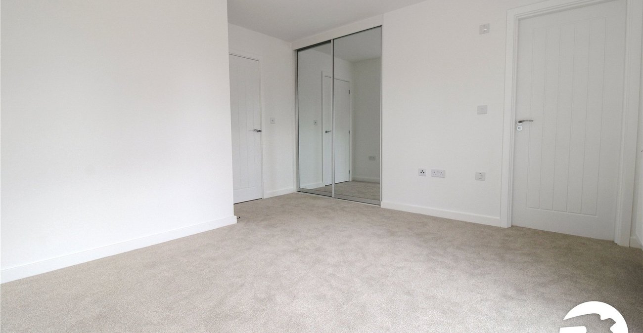 3 bedroom house to rent in Alkerden | Robinson Michael & Jackson