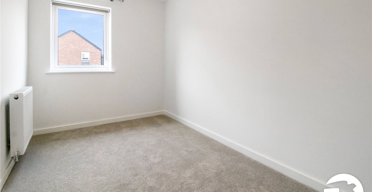 3 bedroom house to rent in Alkerden | Robinson Michael & Jackson