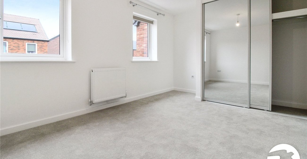 2 bedroom house to rent in Alkerden | Robinson Michael & Jackson