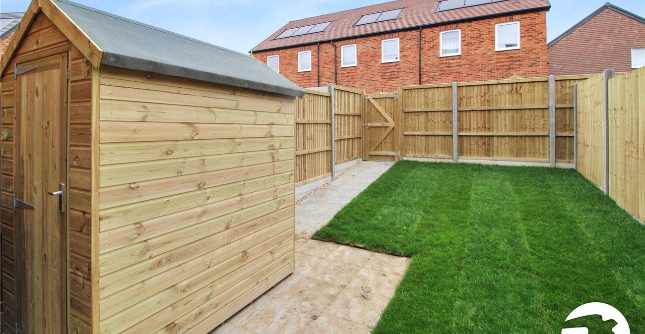 2 bedroom house to rent in Alkerden | Robinson Michael & Jackson