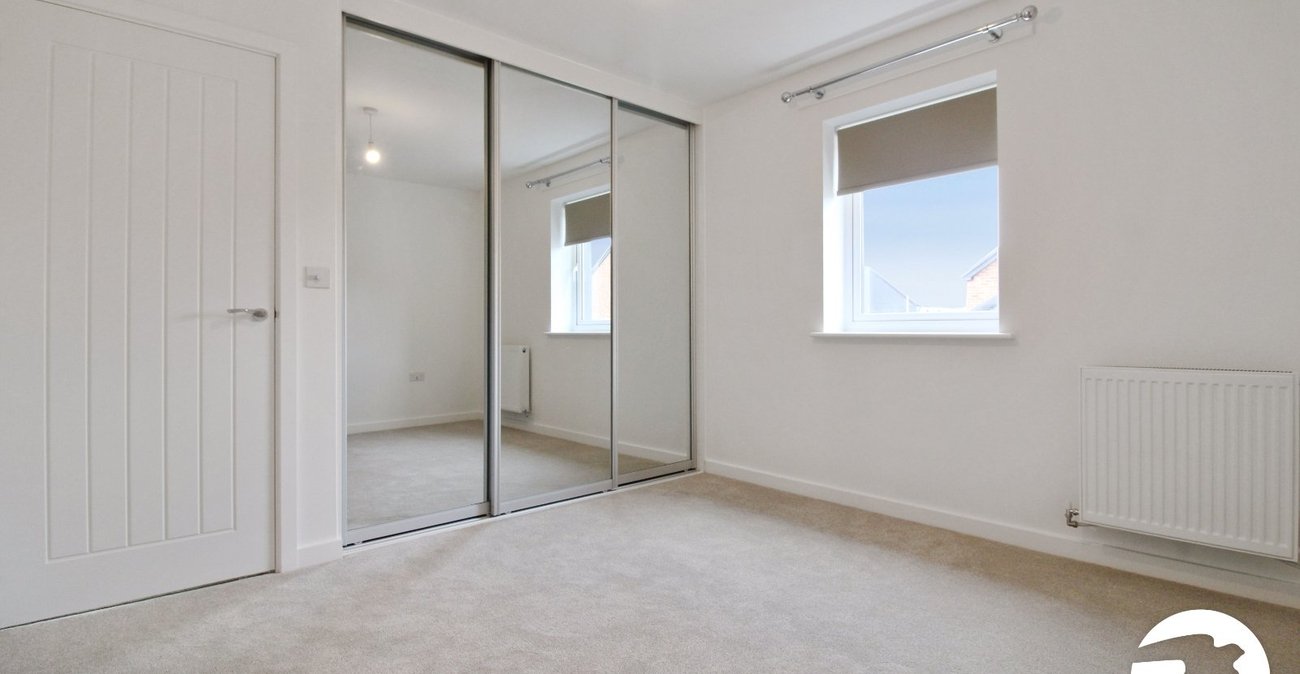 4 bedroom house to rent in Ebbsfleet Valley | Robinson Michael & Jackson