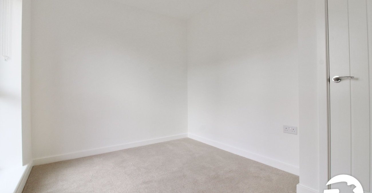 4 bedroom house to rent in Ebbsfleet Valley | Robinson Michael & Jackson