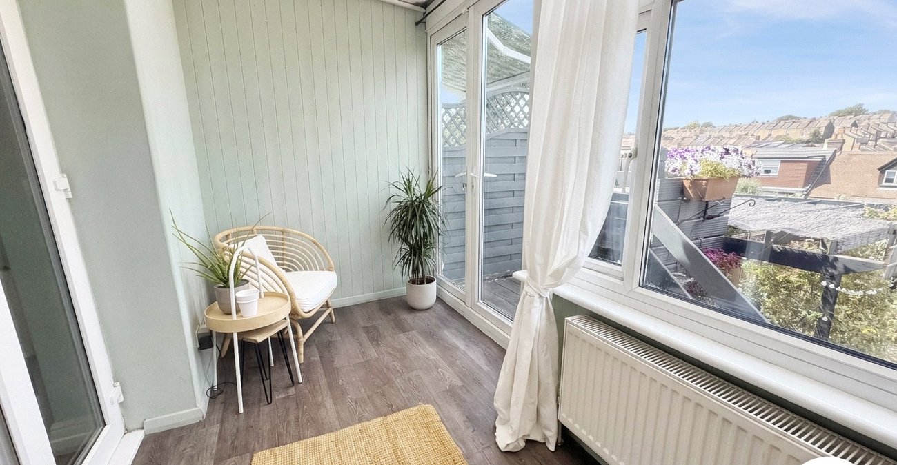3 bedroom house to rent in Rochester | Robinson Michael & Jackson
