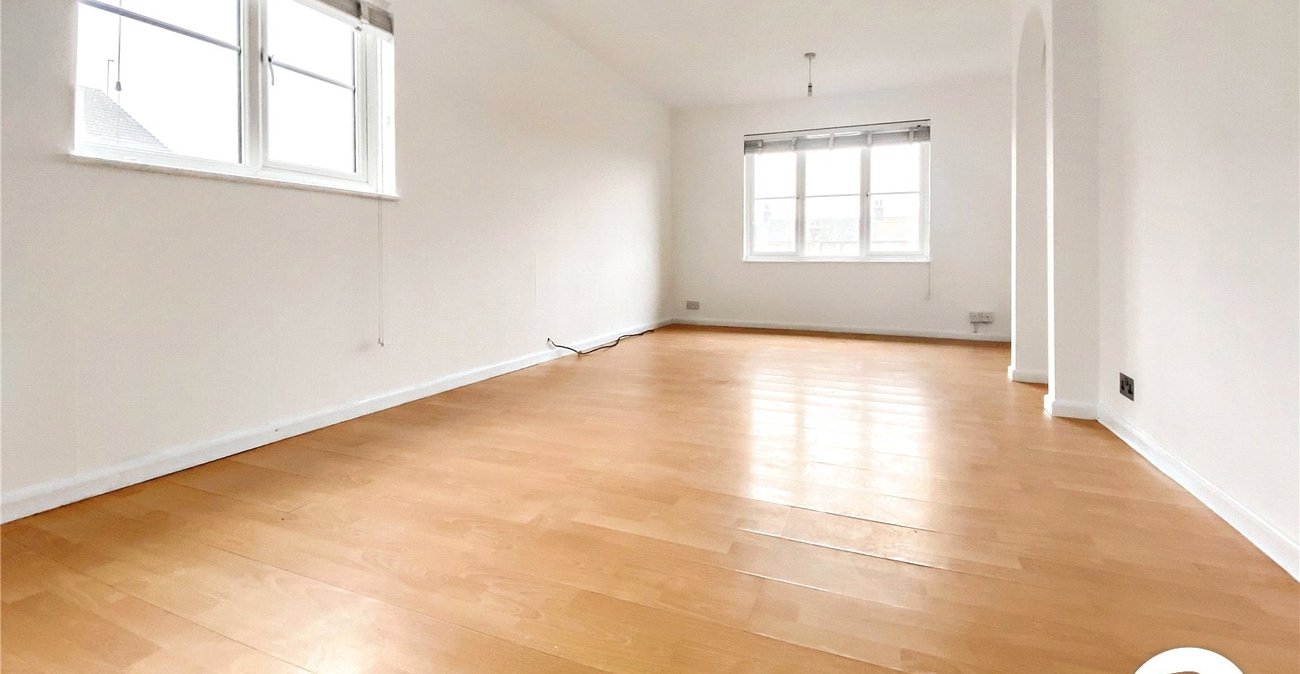 2 bedroom property to rent in Dartford | Robinson Jackson