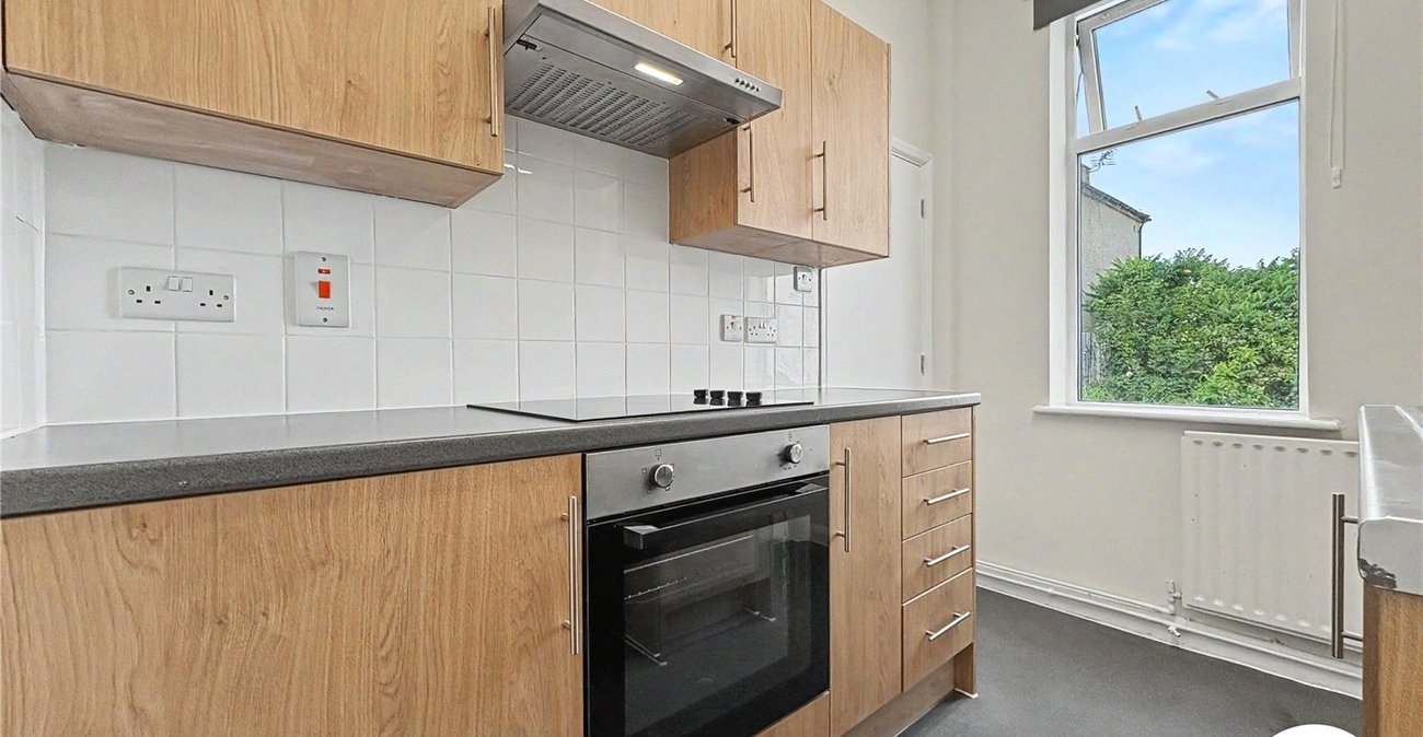 3 bedroom house to rent in Chatham | Robinson Michael & Jackson