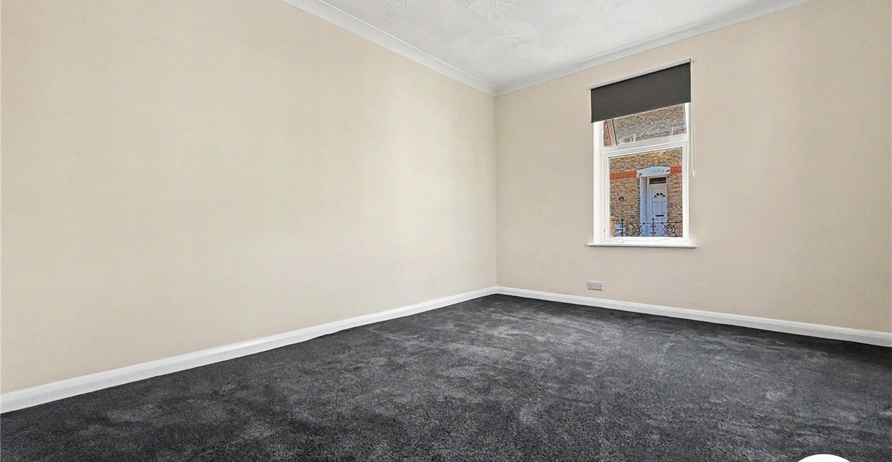 3 bedroom house to rent in Chatham | Robinson Michael & Jackson