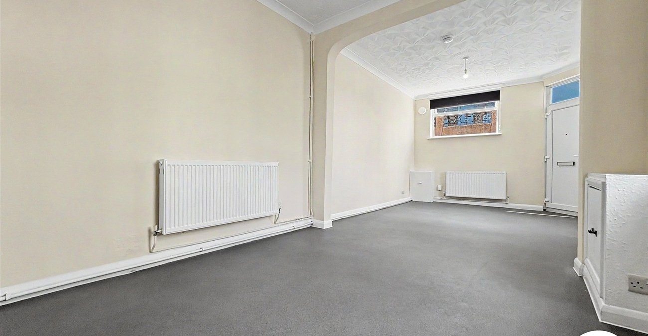 3 bedroom house to rent in Chatham | Robinson Michael & Jackson