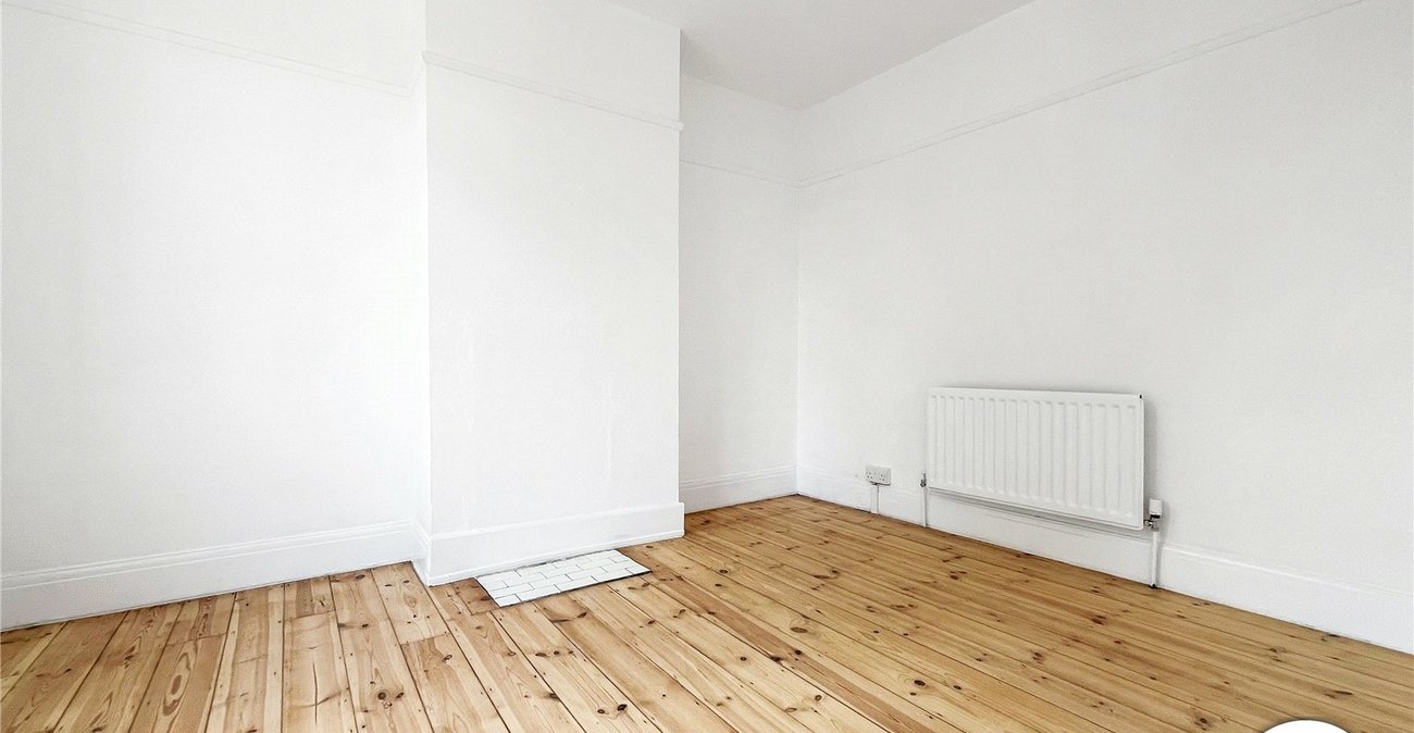 2 bedroom house to rent in Gillingham | Robinson Michael & Jackson