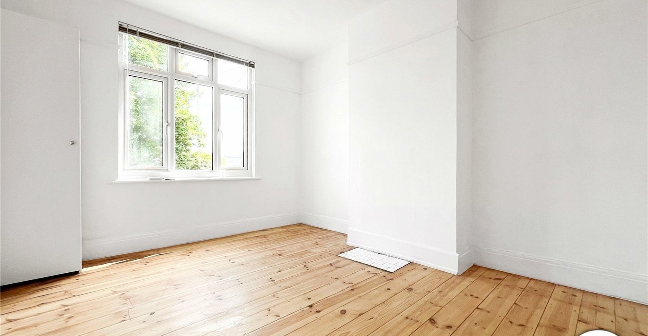 2 bedroom house to rent in Gillingham | Robinson Michael & Jackson
