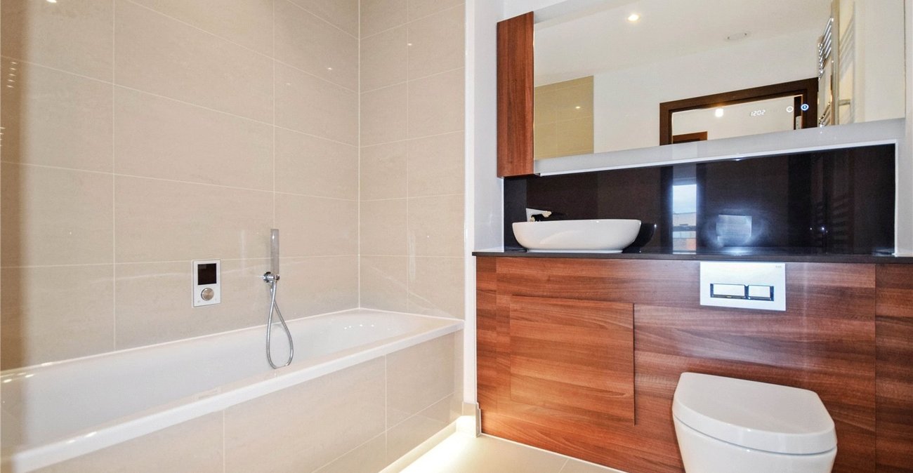 2 bedroom property to rent in Dartford | Robinson Jackson