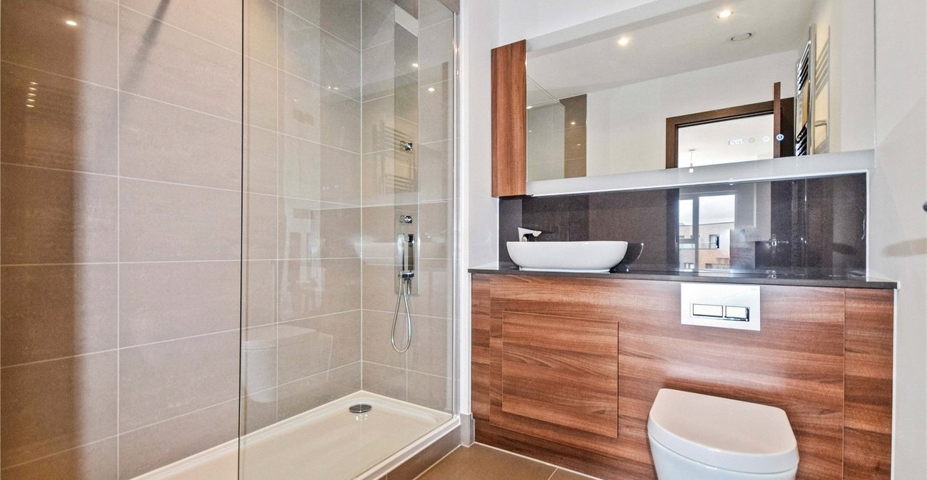2 bedroom property to rent in Dartford | Robinson Jackson