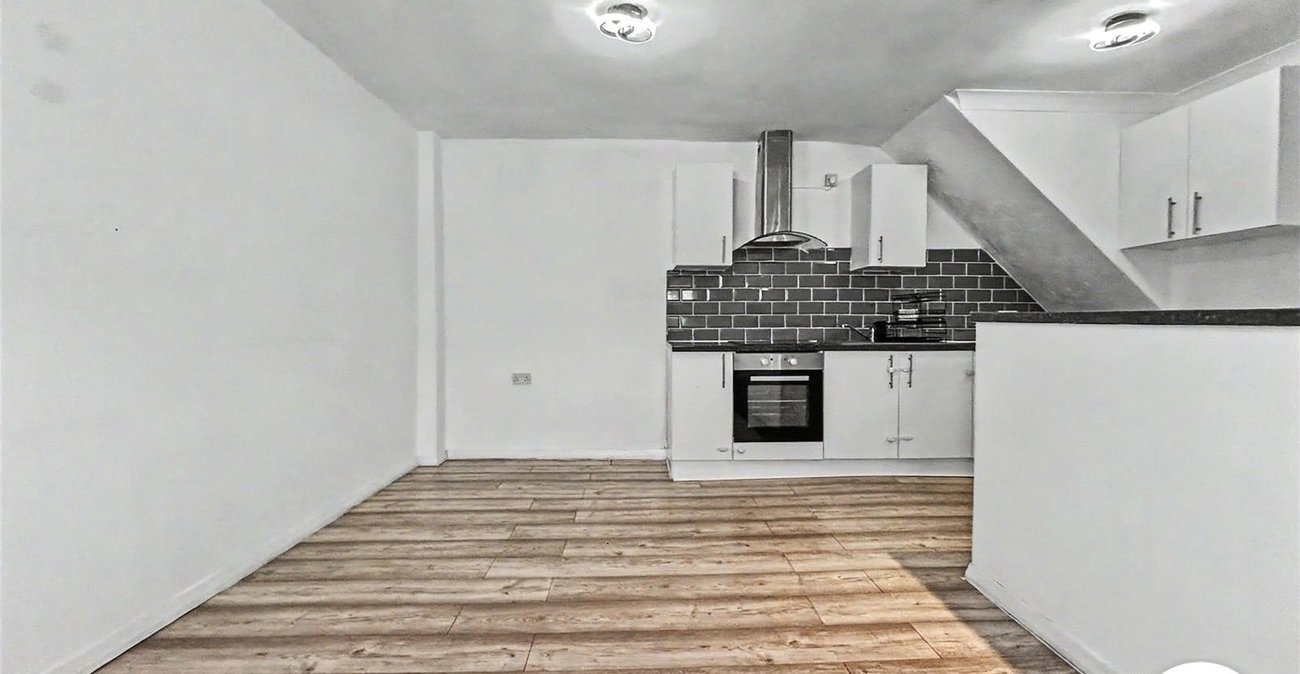 2 bedroom house to rent in Gillingham | Robinson Michael & Jackson