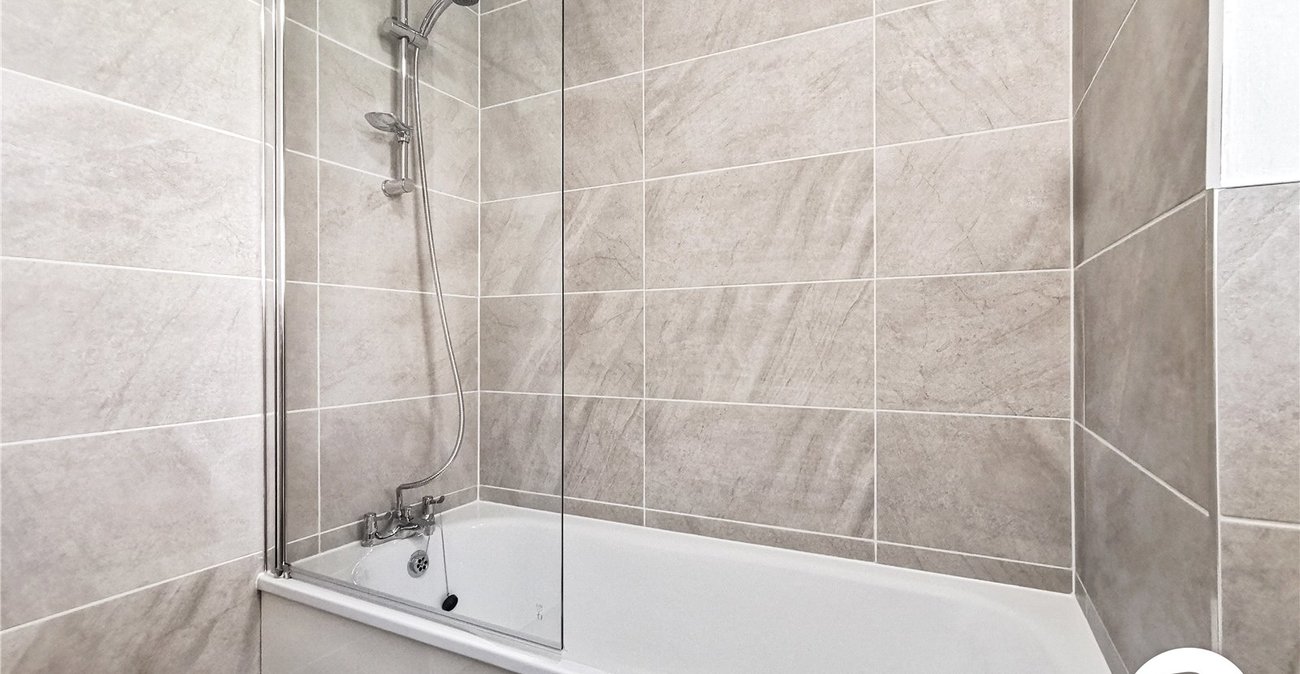 2 bedroom property to rent in Welling | 