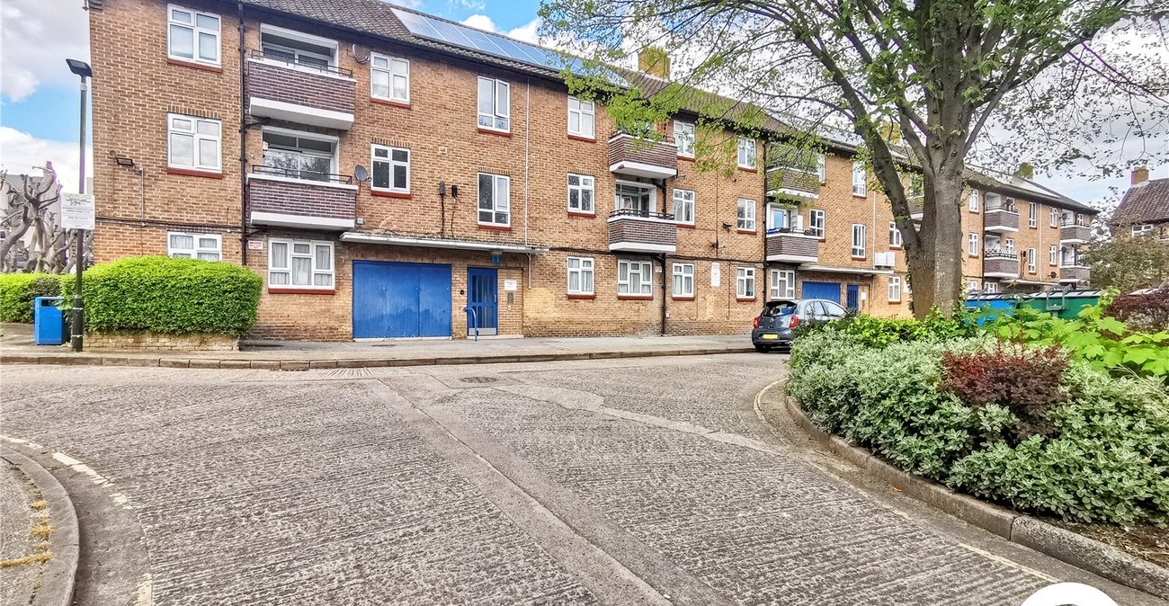 2 bedroom property to rent in Welling | 