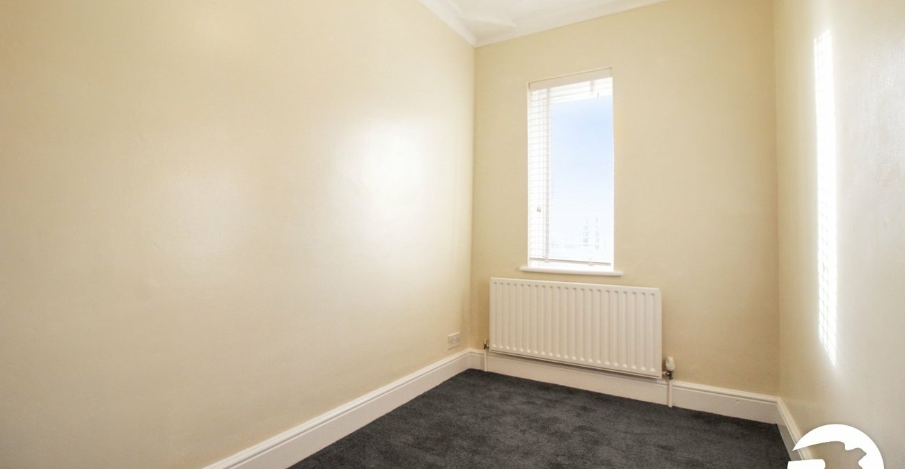 3 bedroom house to rent in Gravesend | Robinson Michael & Jackson