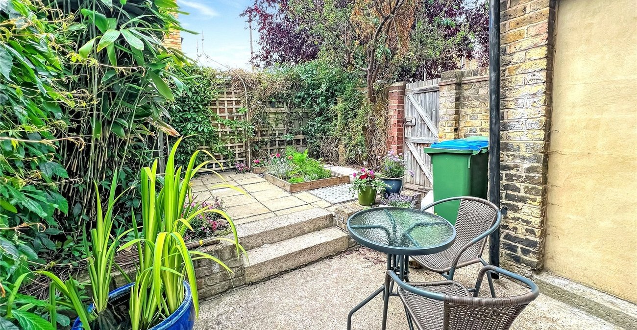 1 bedroom property to rent in London | 