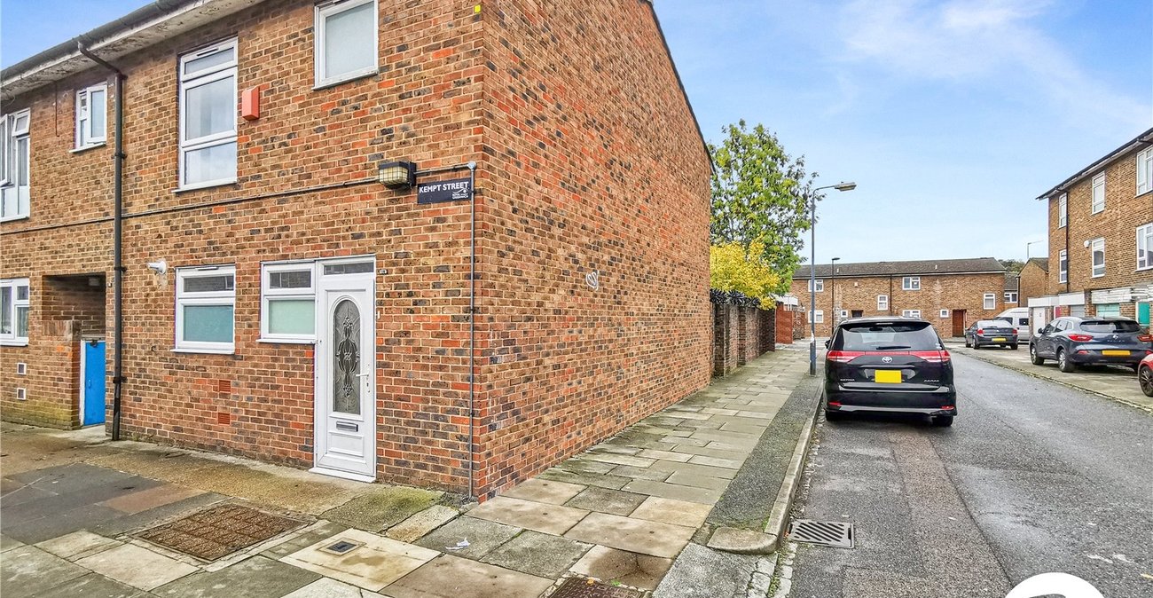 3 bedroom house to rent in London | 
