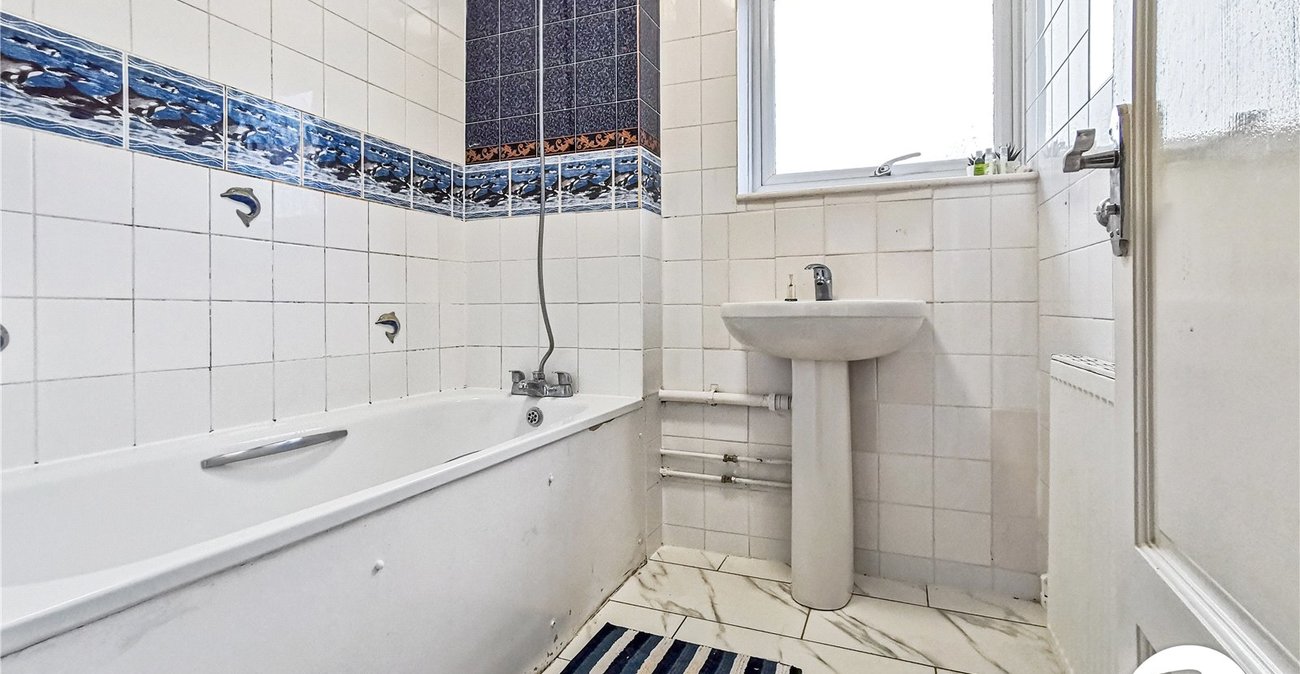 3 bedroom house to rent in London | 