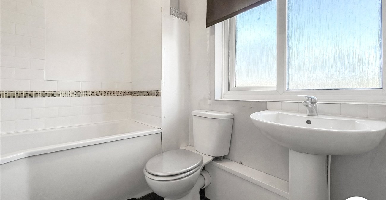 3 bedroom house to rent in Sittingbourne | Robinson Michael & Jackson