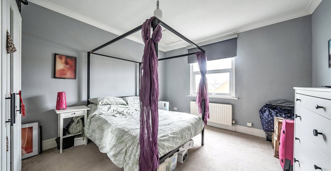 2 bedroom property to rent in Sydenham | Robinson Jackson