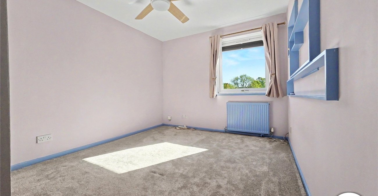 4 bedroom house to rent in London | Robinson Jackson