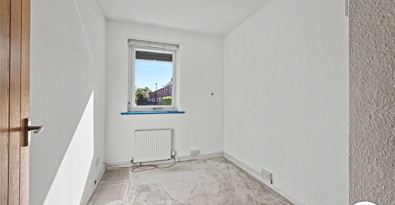 4 bedroom house to rent in London | Robinson Jackson