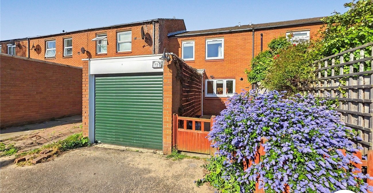 4 bedroom house to rent in London | Robinson Jackson