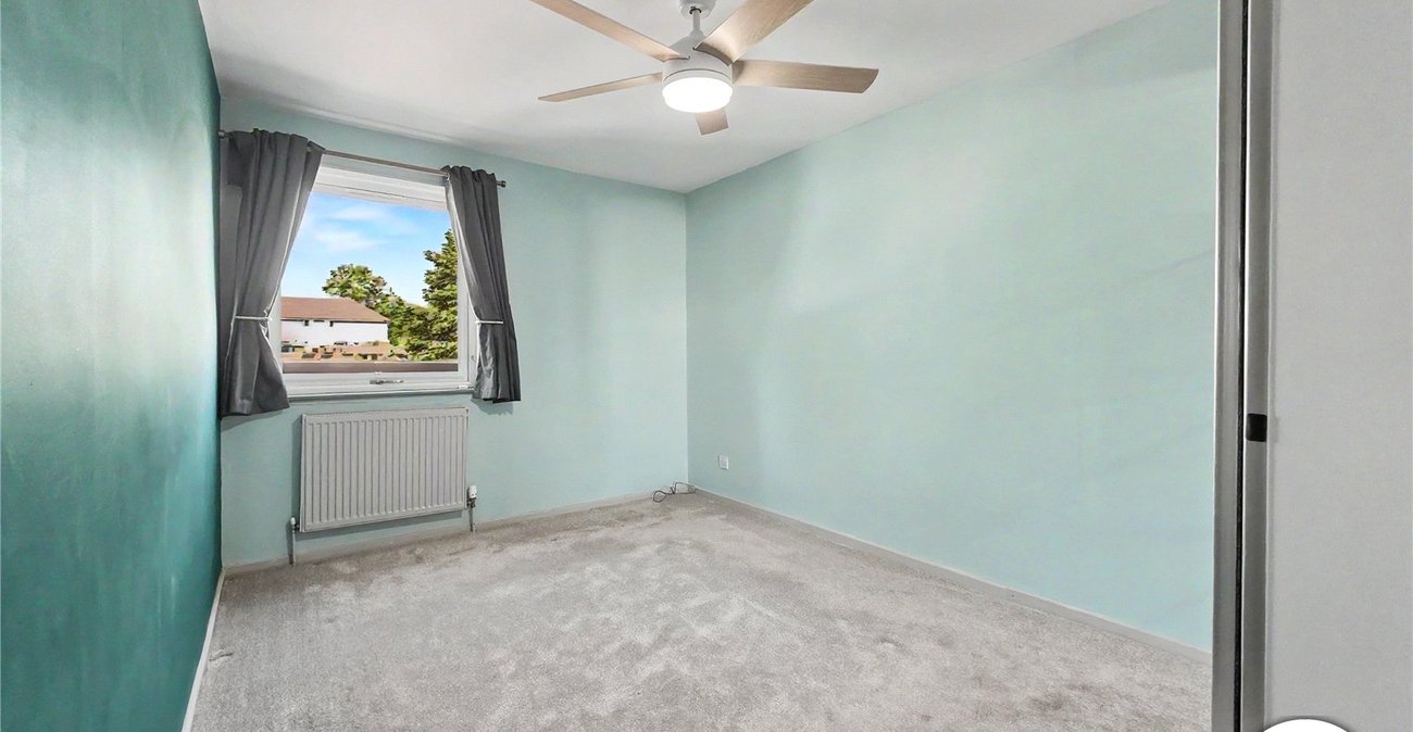 4 bedroom house to rent in London | Robinson Jackson