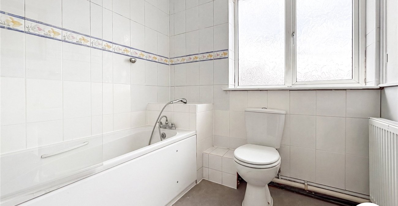 3 bedroom house to rent in Chatham | Robinson Michael & Jackson